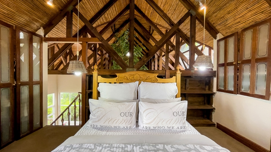 To Let 5 Bedroom Property for Rent in Southern Cross Western Cape